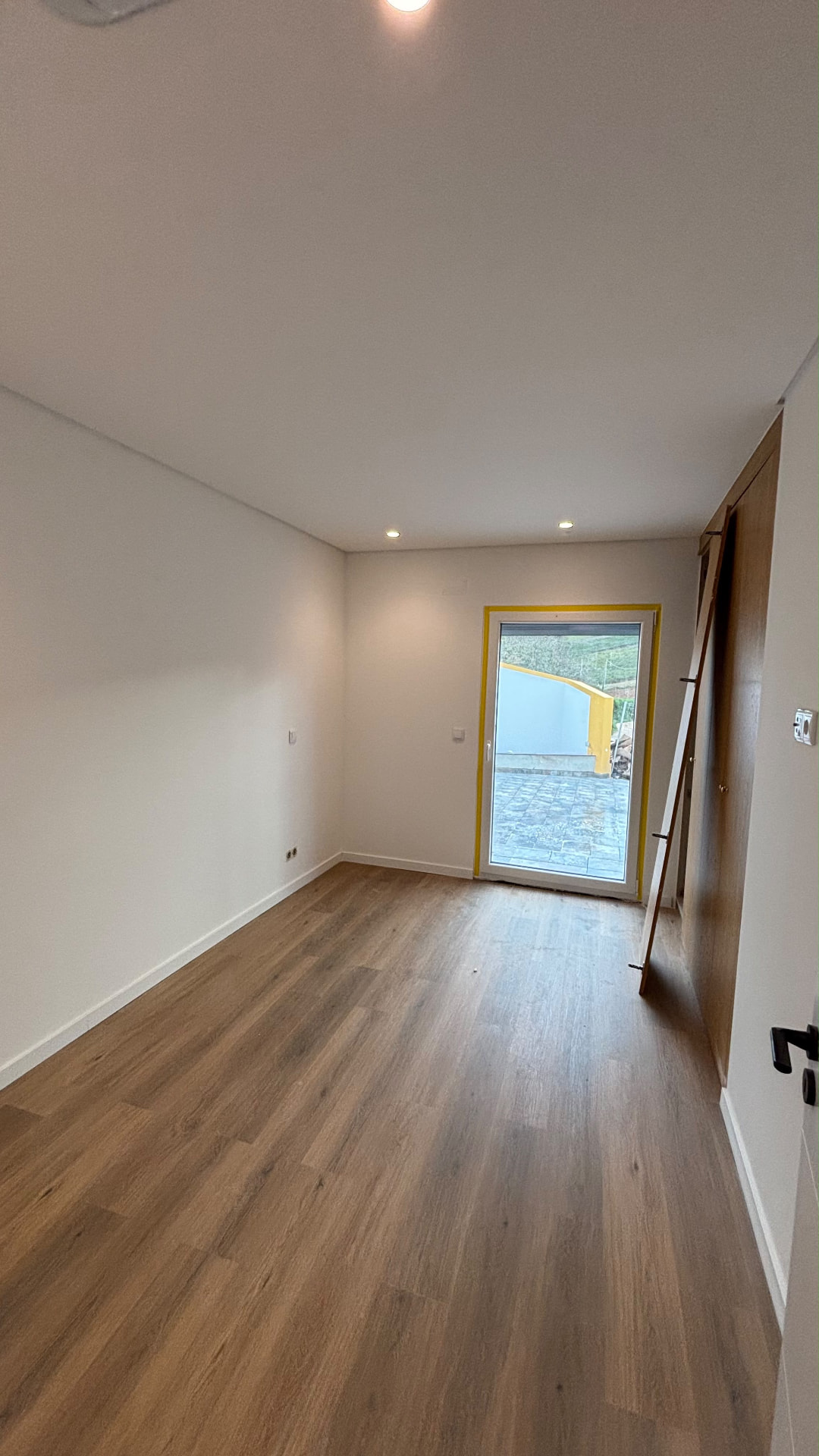 Piso flutuante — quarto finalizado