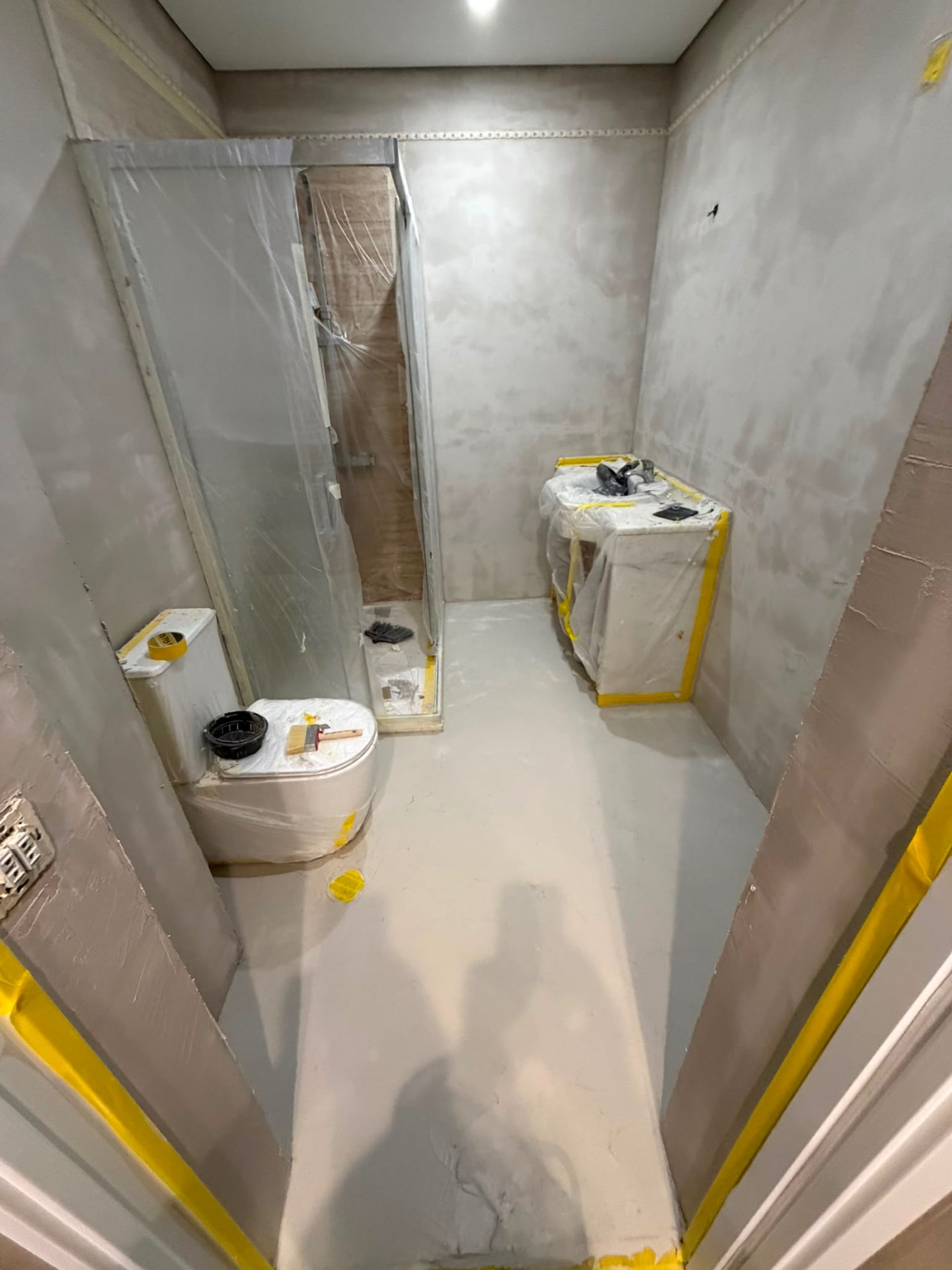 Preparação para microcimento — WC
