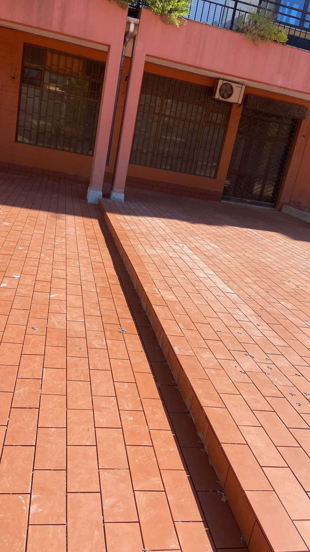 Piso cerâmico exterior